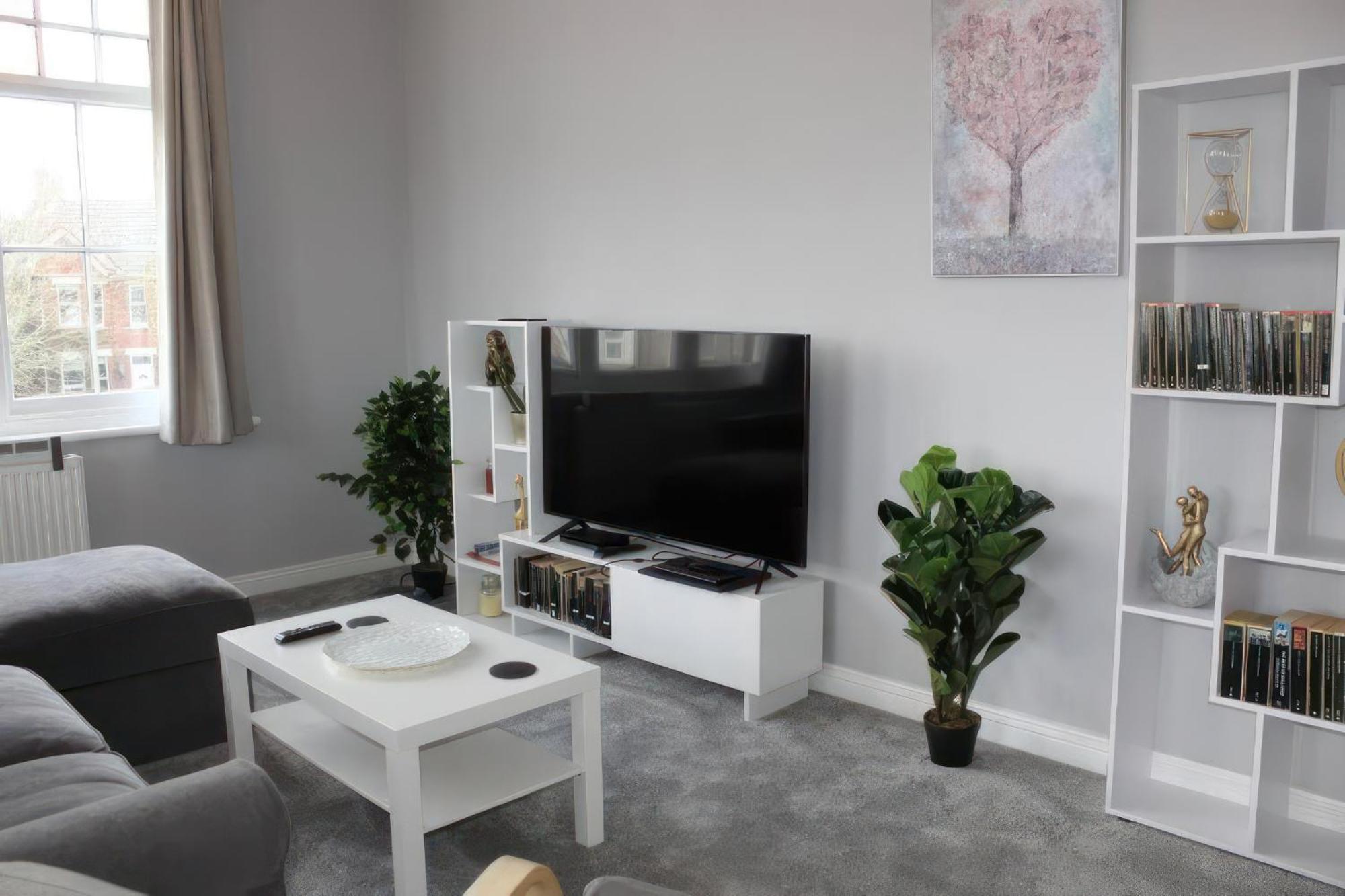 Lovely 2 Bed 2 Bath Flat With Free Parking Poole Eksteriør billede