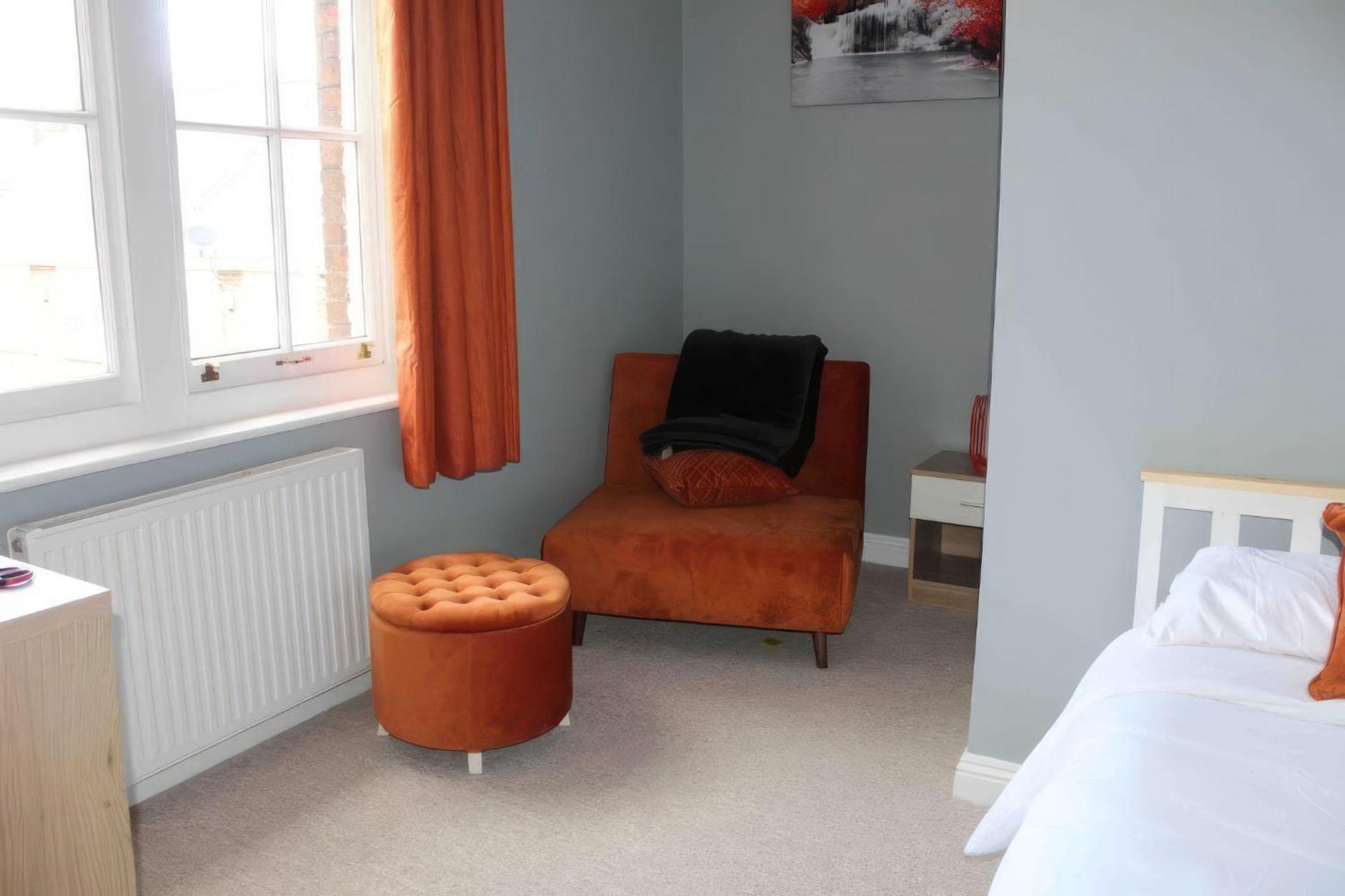 Lovely 2 Bed 2 Bath Flat With Free Parking Poole Eksteriør billede