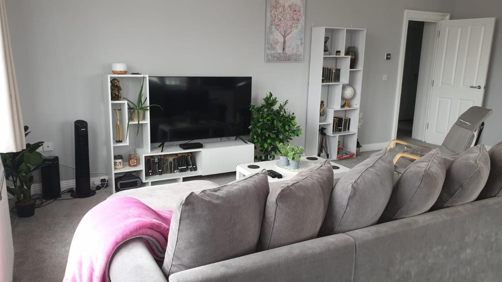 Lovely 2 Bed 2 Bath Flat With Free Parking Poole Eksteriør billede